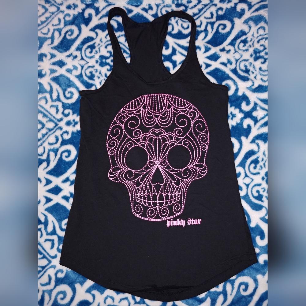 Pinky Star. No tags. Looks like a Med.